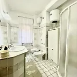 Appartamento La Famiglia - Lamaddalenahomes *